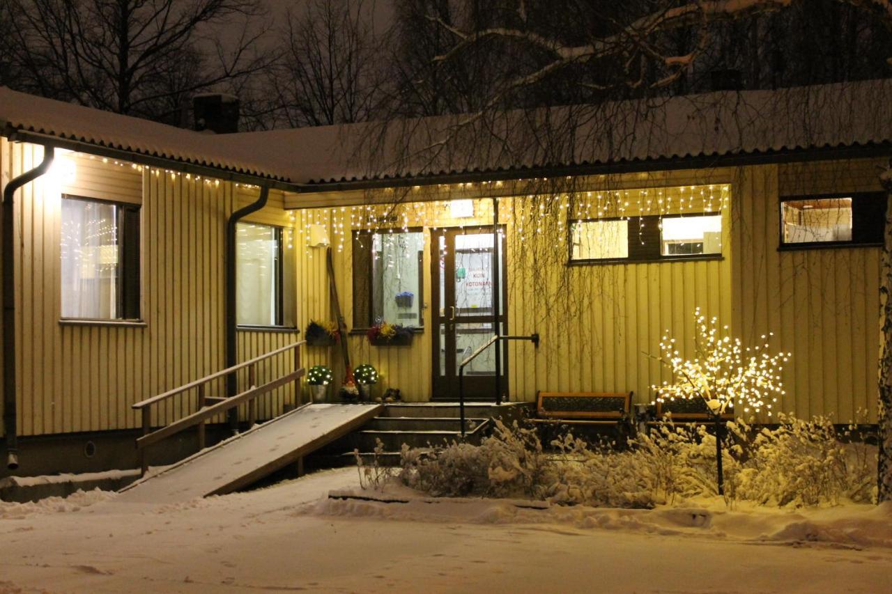 Guesthouse - Kuin Kotonaan Kotka Exterior foto